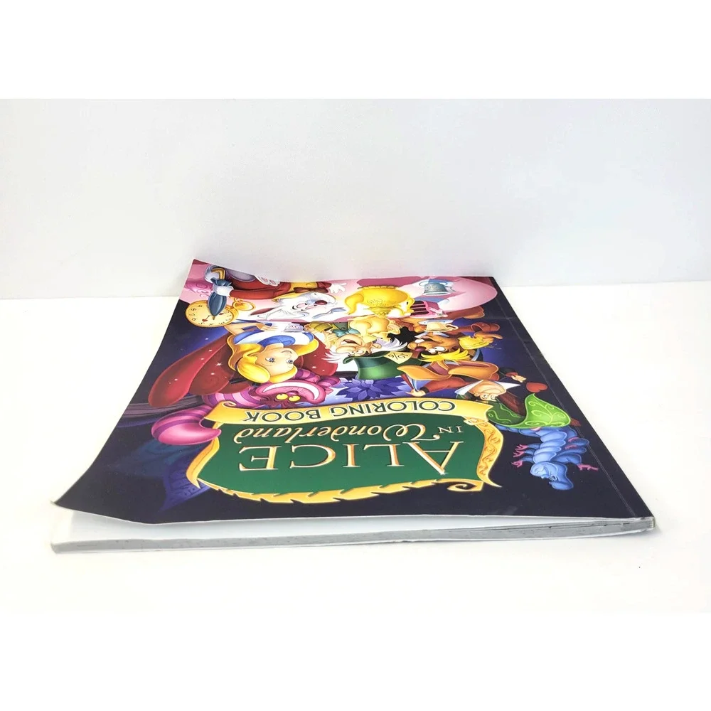 Alice In‎ Wonderland Coloring Book Lewis Carroll Purple Paperback Fantasy